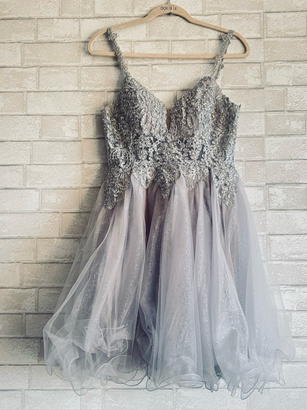 🩶 May Queen 🩶Gray Silver Embellished A-line Sleeveless Cocktail Dress Homecoming - Picture 16 of 16